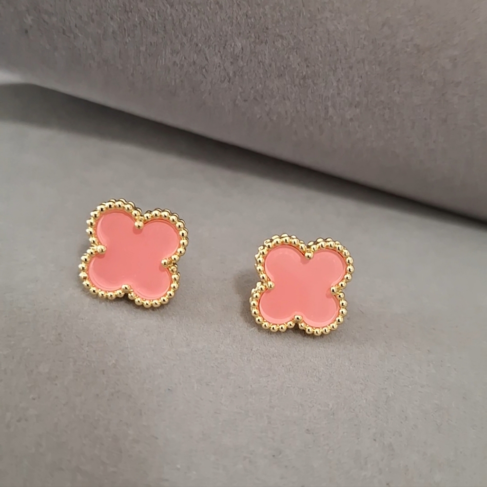 Pink four leafs flower stud earrings